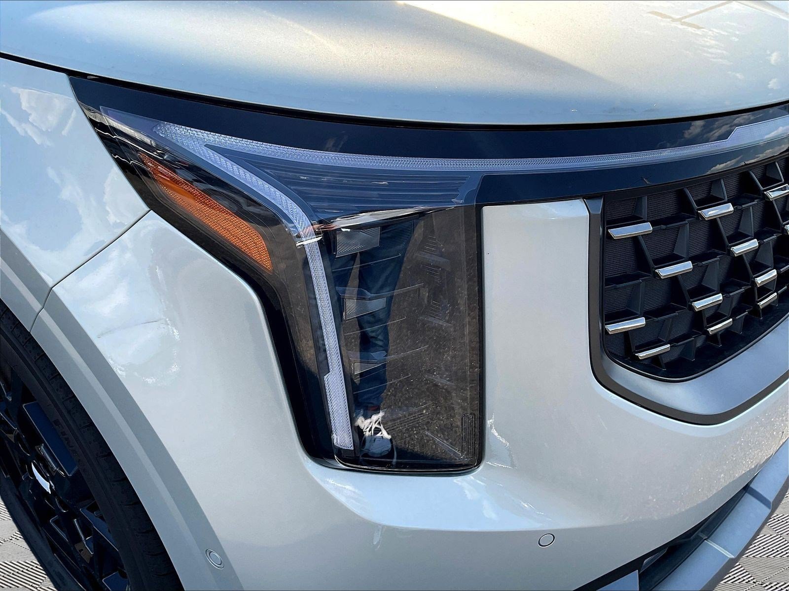 New 2027 Kia Carnival SX w/ Dark Edition Package FWD image 8