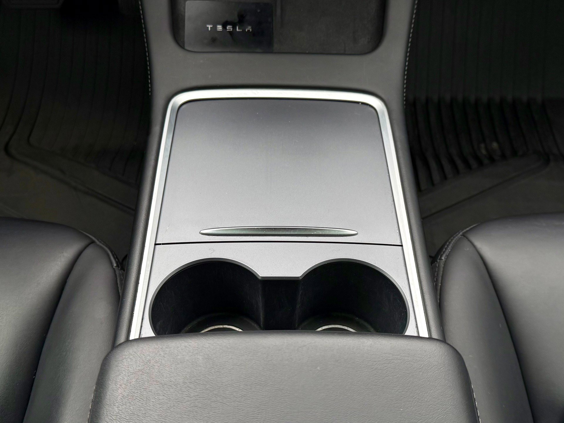 Used 2023 Tesla Model 3 Standard Range image 32