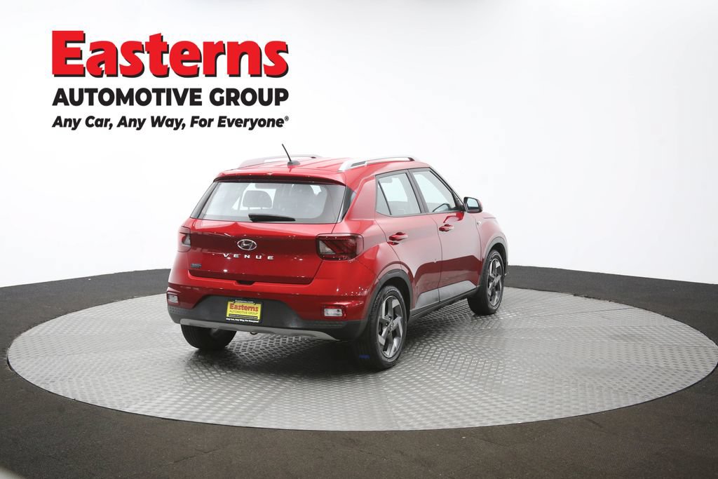 Used 2023 Hyundai Venue Limited FWD image 41