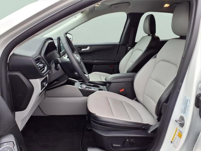 Used 2024 Ford Escape Platinum AWD/4WD image 12