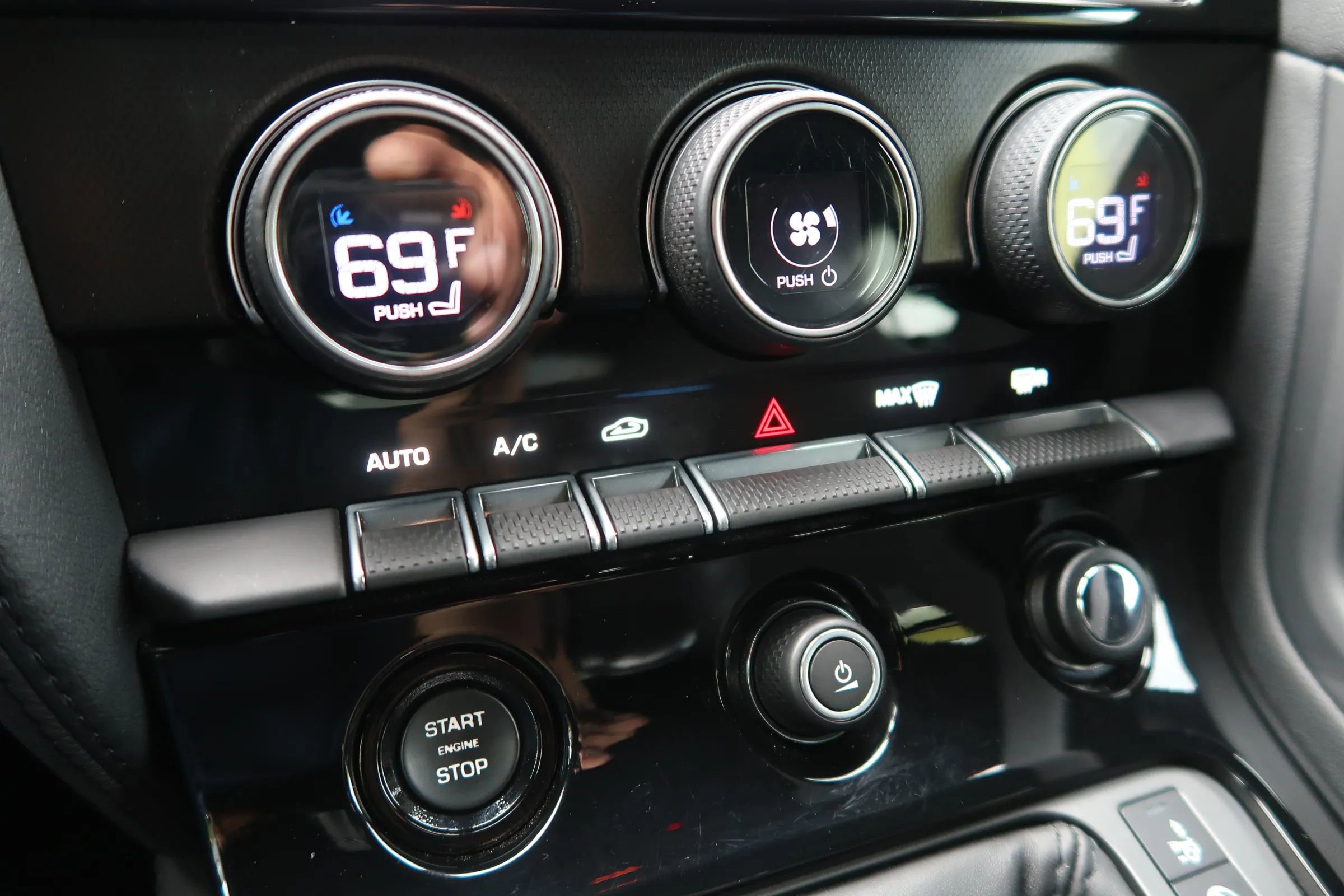 Used 2016 Jaguar F-TYPE S image 34