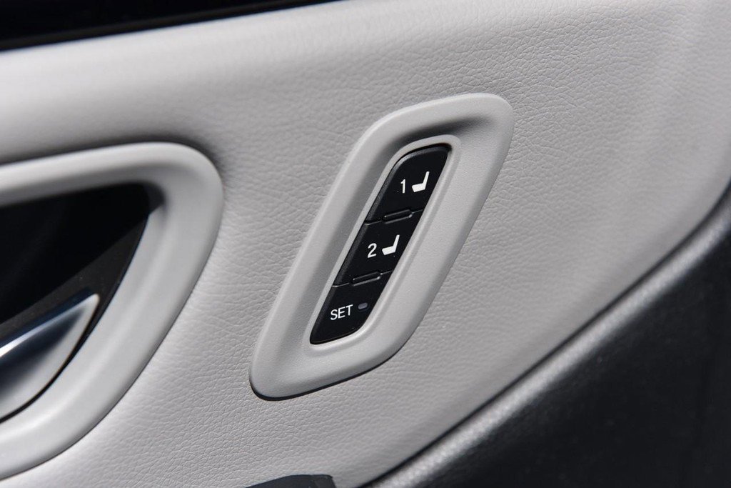 Certified 2023 Honda Pilot EX-L image 9