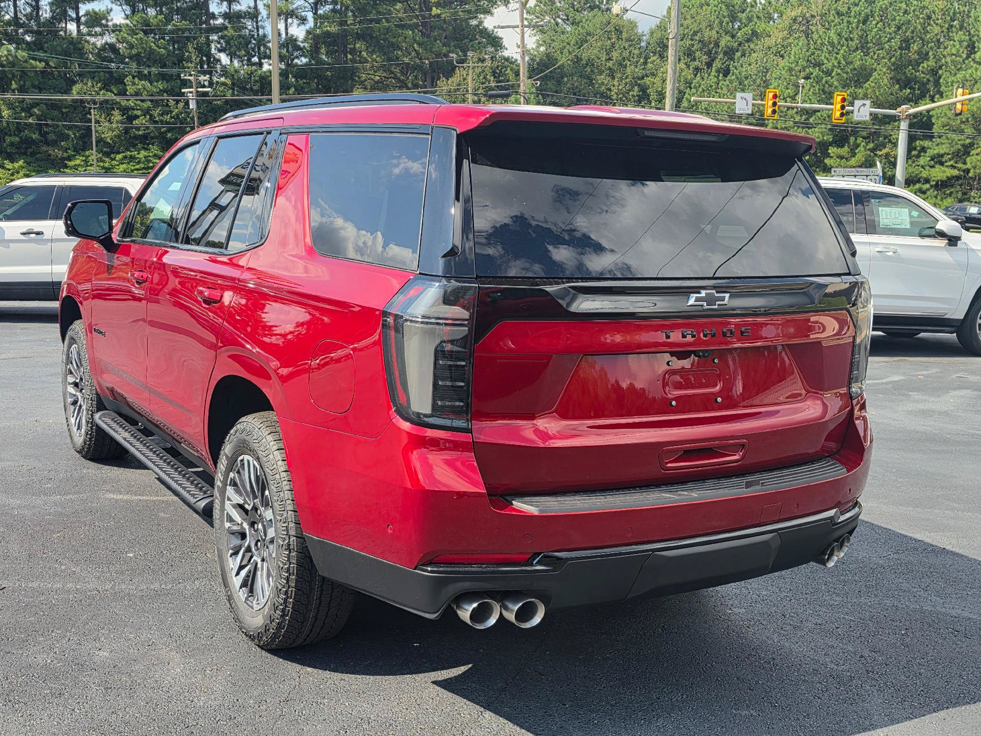 New 2026 Chevrolet Tahoe Z71 w/ Comfort Package AWD/4WD image 3