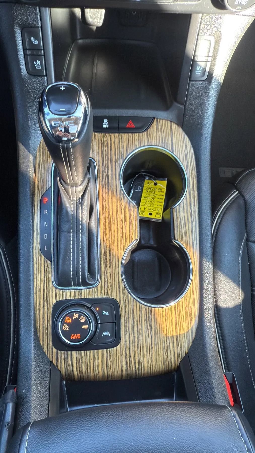 Used 2017 GMC Acadia Denali AWD/4WD image 20