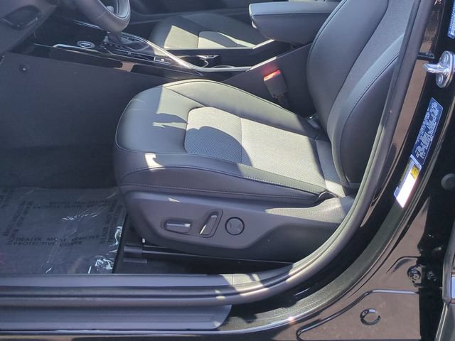 Certified 2025 Kia Niro EX FWD image 16