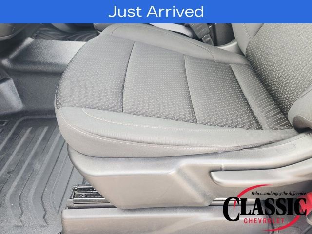 Used 2025 Chevrolet Silverado 1500 W/T image 34