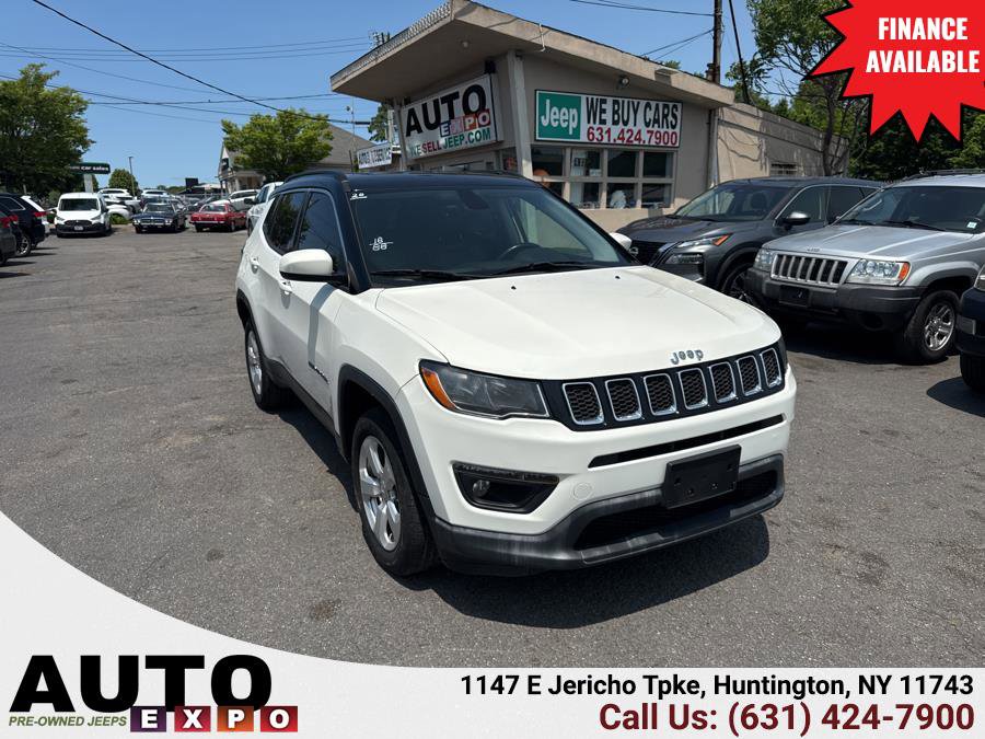Used 2018 Jeep Compass Latitude image 1