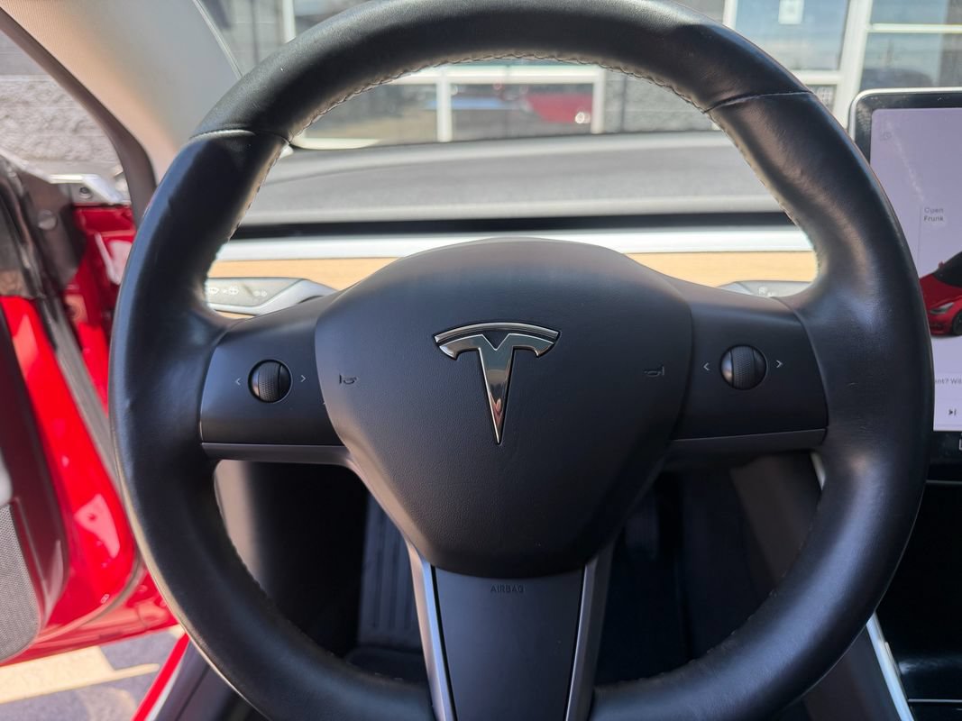 Used 2018 Tesla Model 3 Long Range RWD image 21