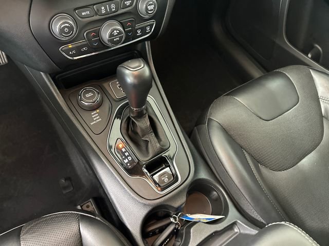 Used 2023 Jeep Cherokee Altitude Lux AWD/4WD image 20