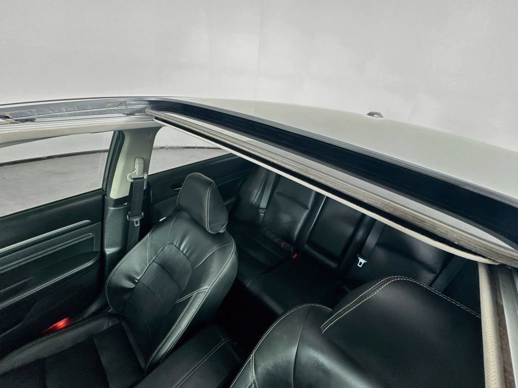 Used 2019 Nissan Altima 2.5 Platinum FWD image 26