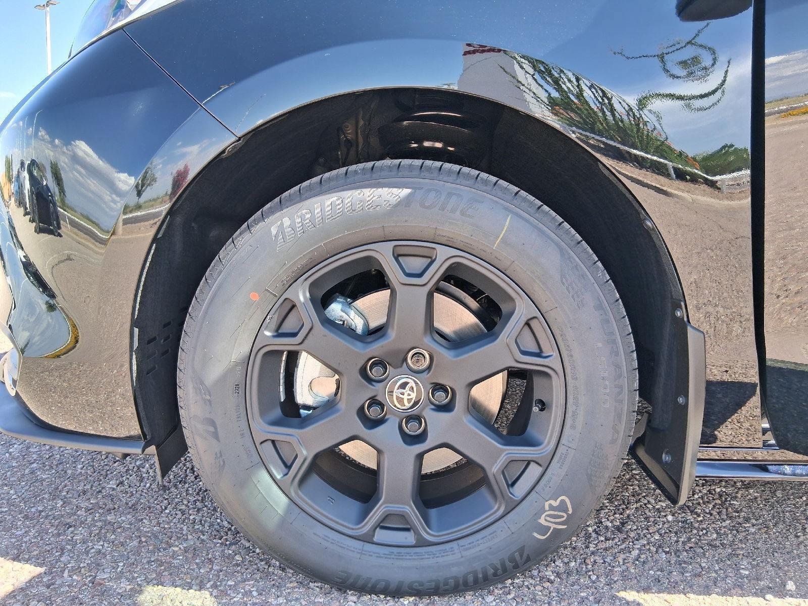 New 2026 Toyota Sienna XLE Woodland Edition AWD/4WD image 36