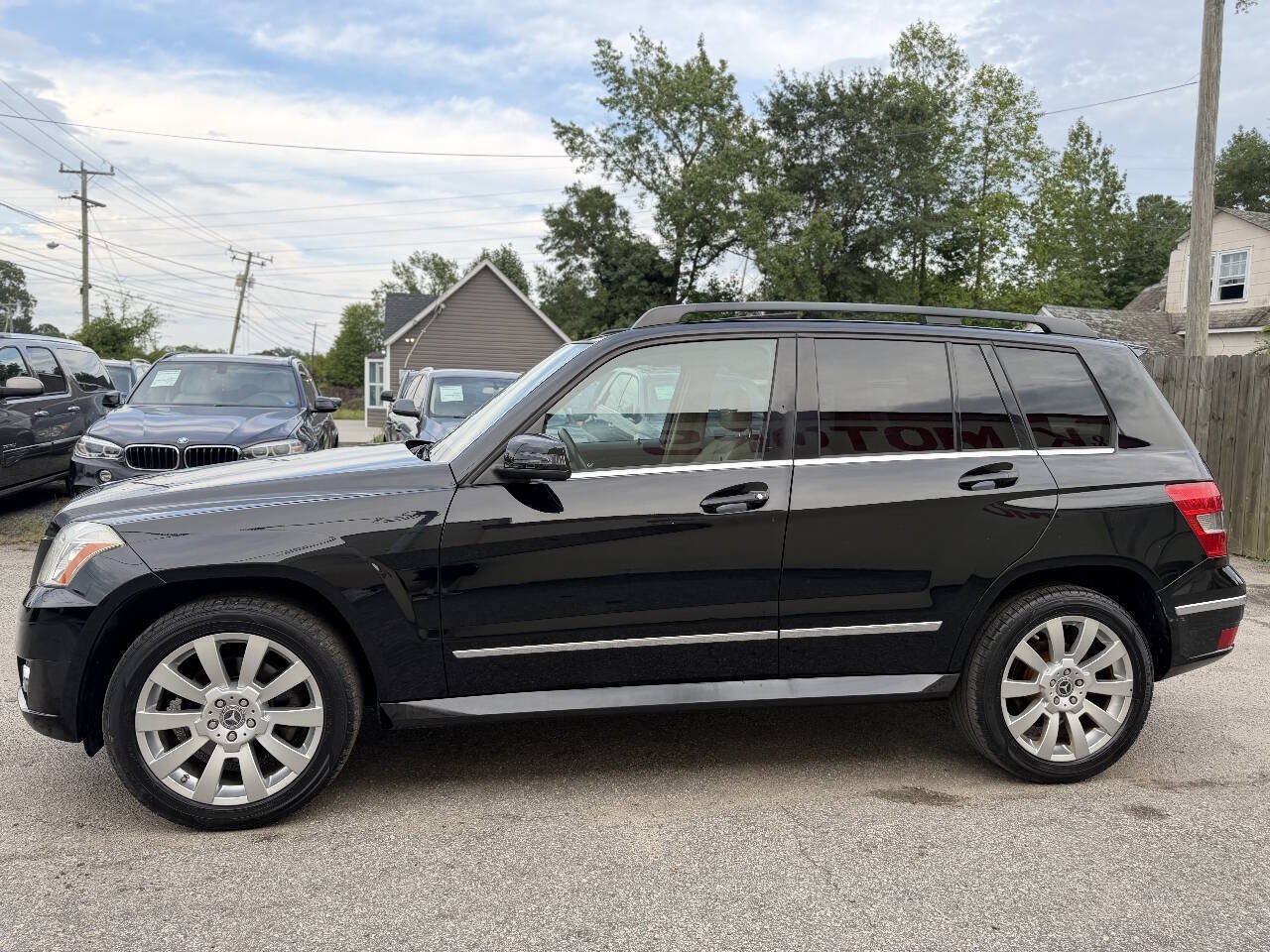 Used 2010 Mercedes-Benz GLK 350 4MATIC image 4