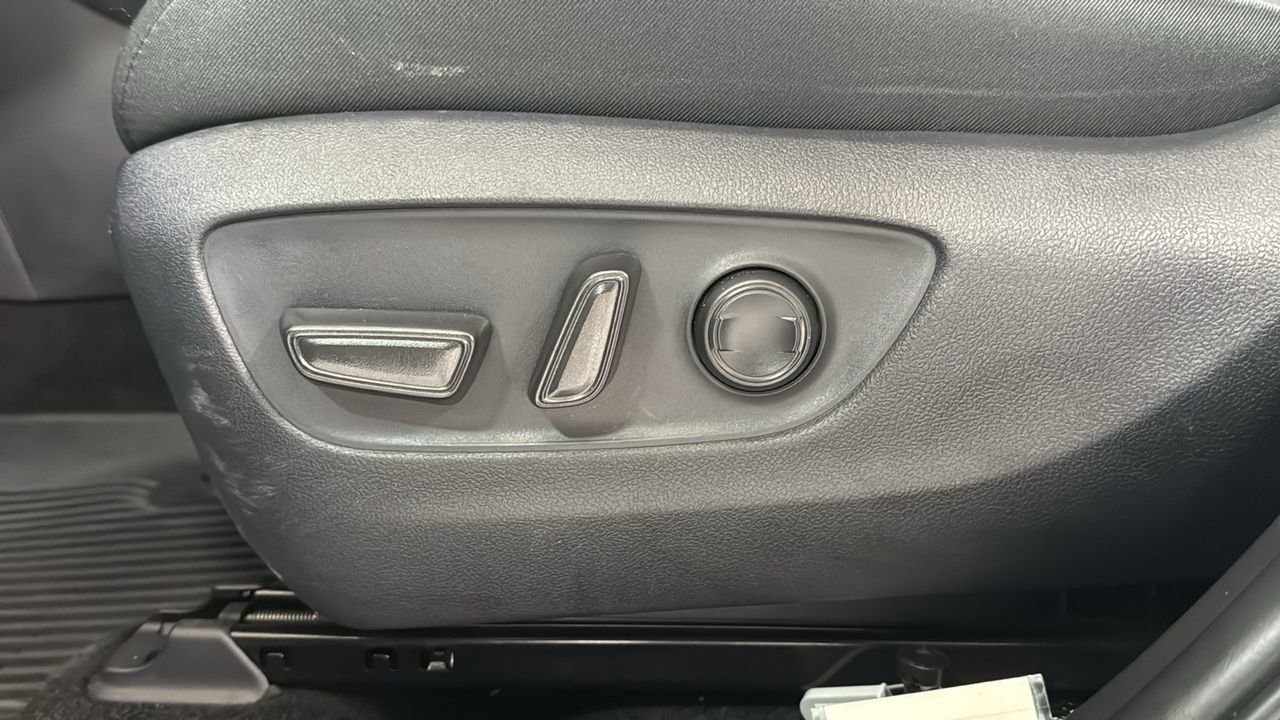 Certified 2025 Toyota RAV4 XLE w/ Convenience Package image 14