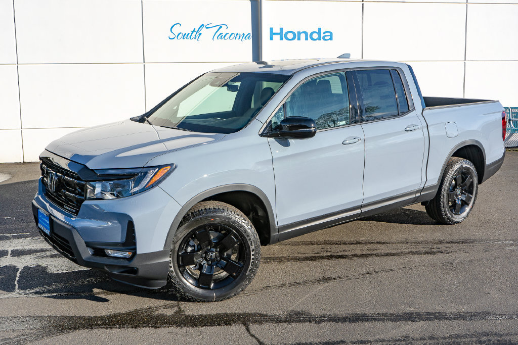 New 2026 Honda Ridgeline Black Edition image 2