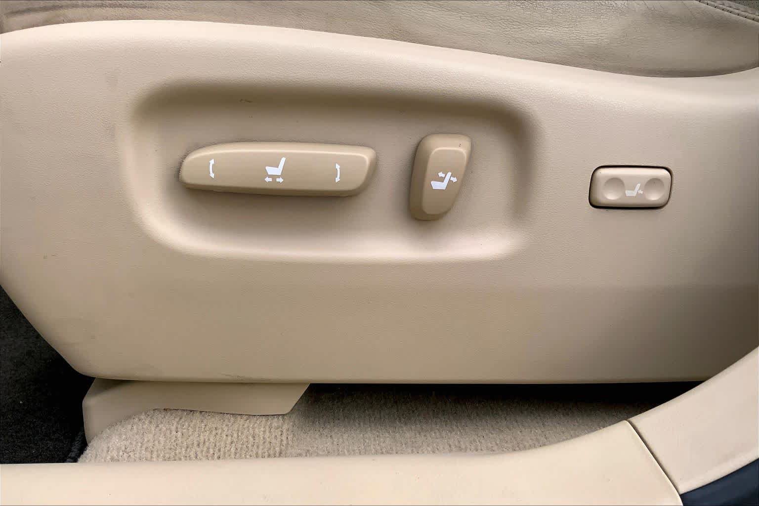 Used 2010 Lexus RX 350 2WD w/ Premium Pkg image 32