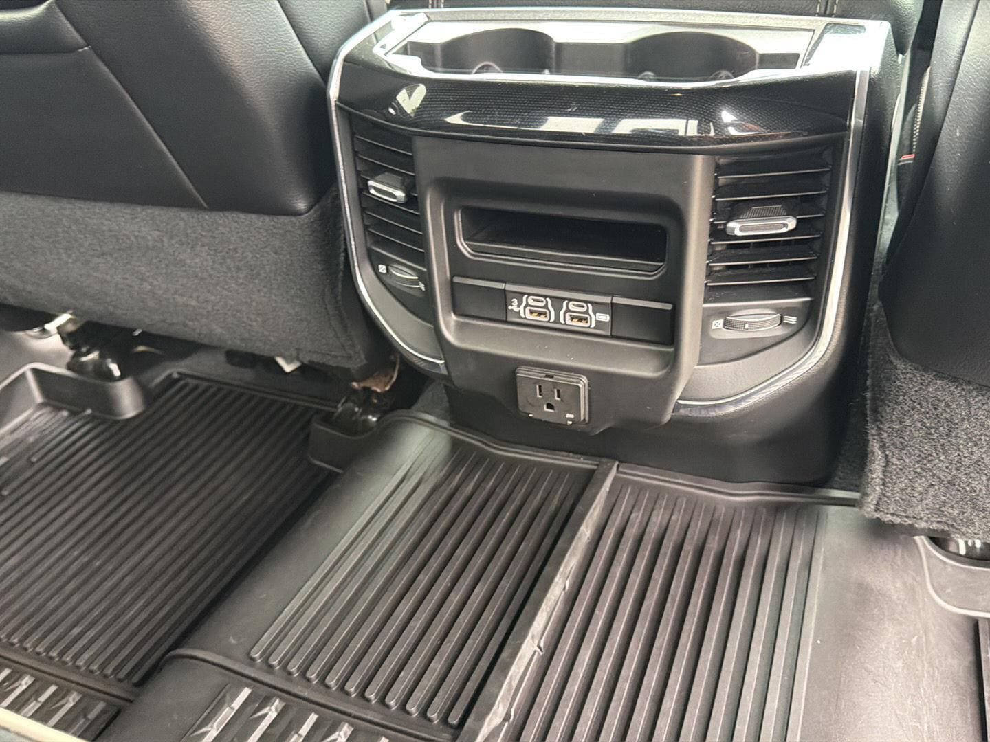 Used 2019 RAM 2500 Laramie AWD/4WD image 39