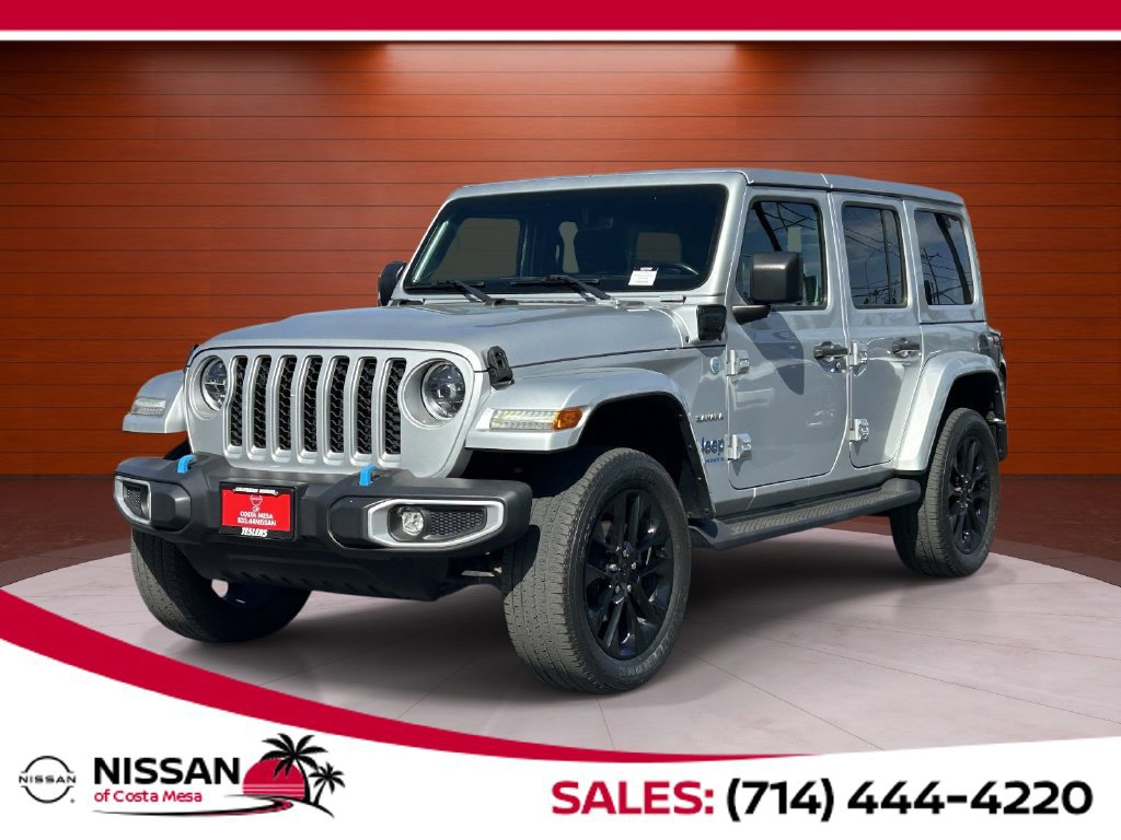 Used 2023 Jeep Wrangler Unlimited Sahara w/ Cold Weather Group AWD/4WD image 1