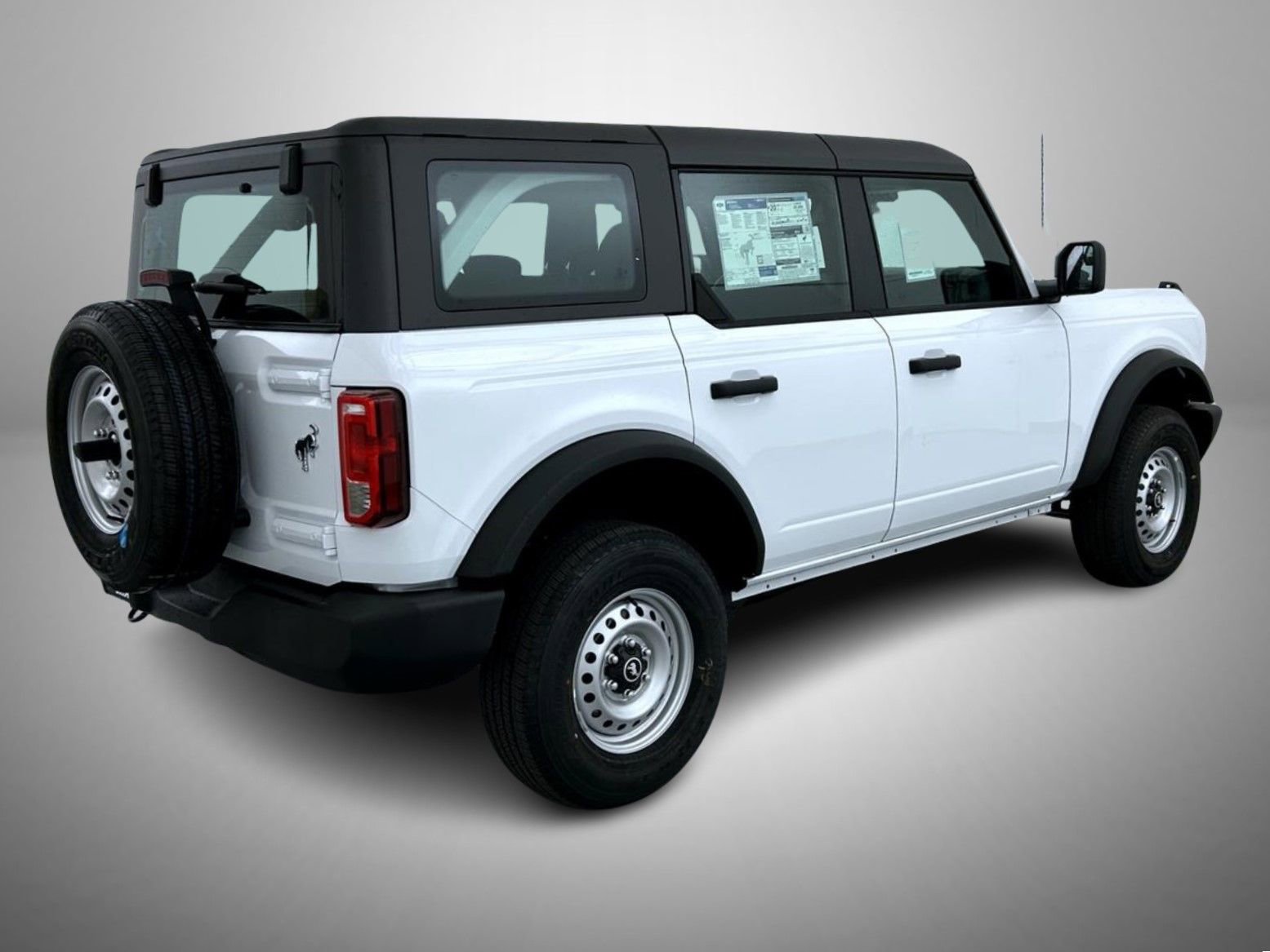 New 2025 Ford Bronco 4-Door image 5