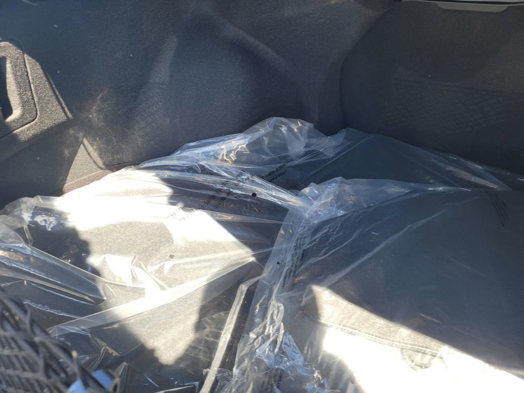 Certified 2025 Hyundai Elantra SEL image 30