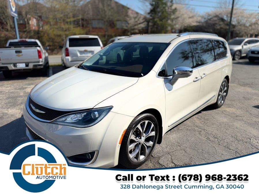Used 2017 Chrysler Pacifica Limited w/ UConnect Theater Package image 10