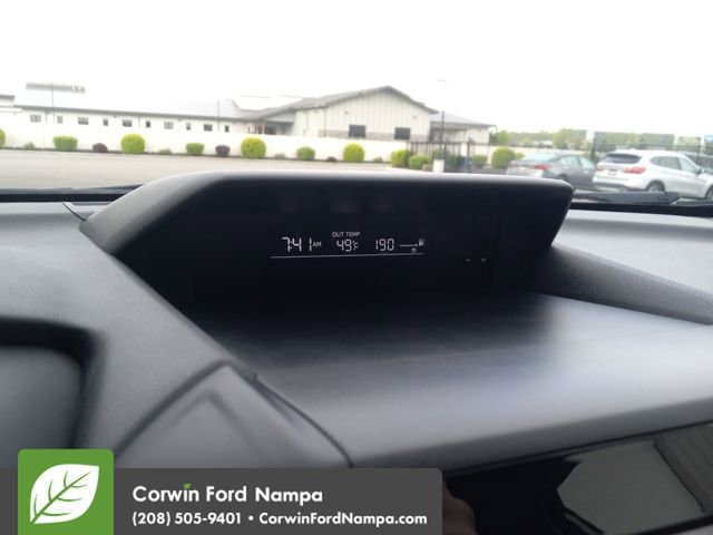 Used 2023 Subaru Crosstrek 2.0i Premium AWD/4WD image 16