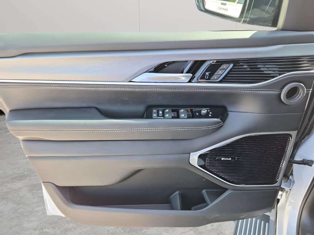 New 2026 Jeep Grand Wagoneer Limited AWD/4WD image 28