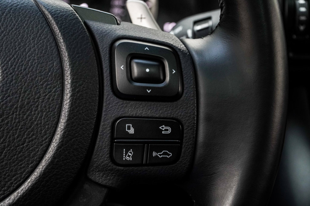 Used 2024 Lexus IS 350 F Sport RWD image 36
