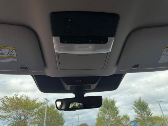 New 2025 Nissan Pathfinder SL w/ Black Appearance Package image 20