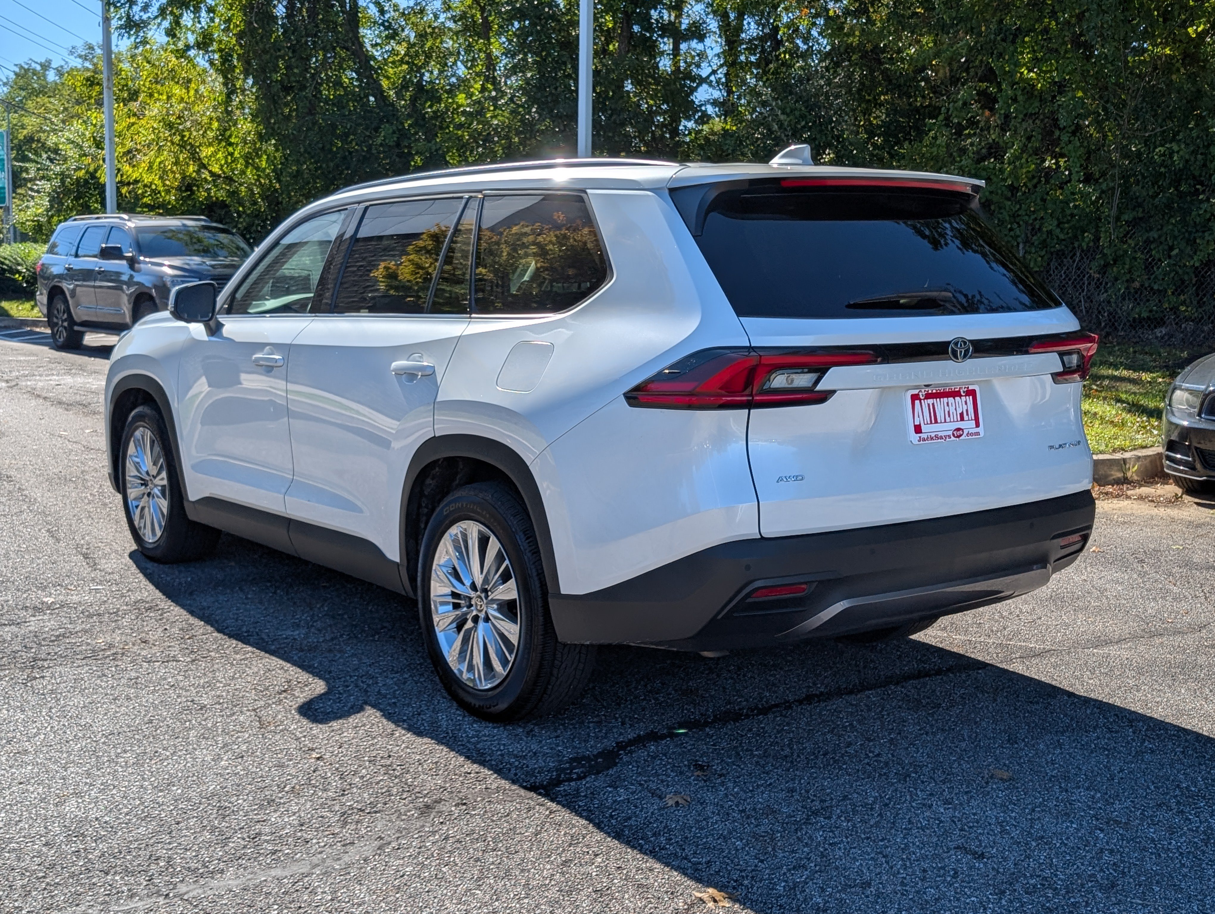 Used 2026 Toyota Grand Highlander AWD image 5