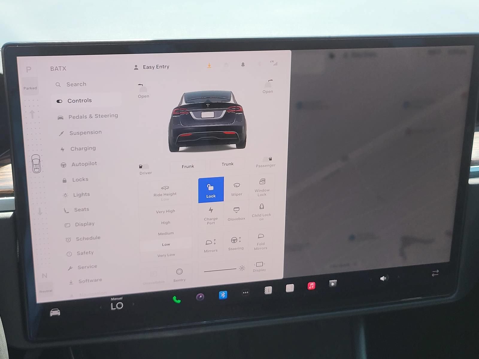Used 2024 Tesla Model X AWD/4WD image 28