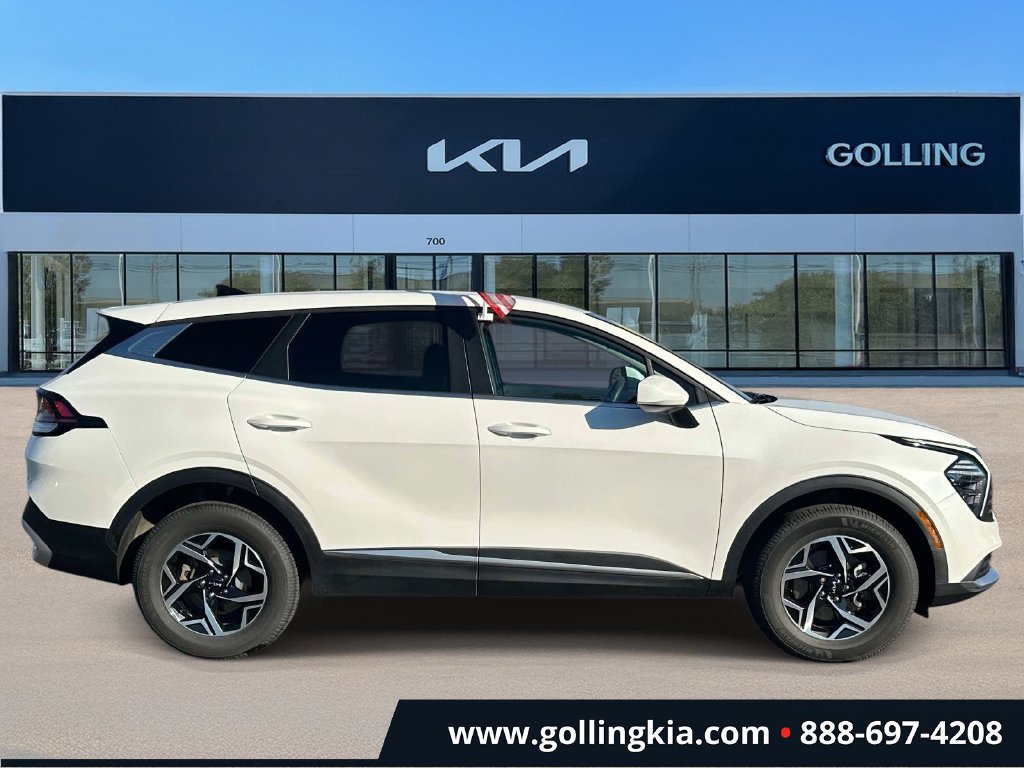 Certified 2024 Kia Sportage LX AWD/4WD image 2