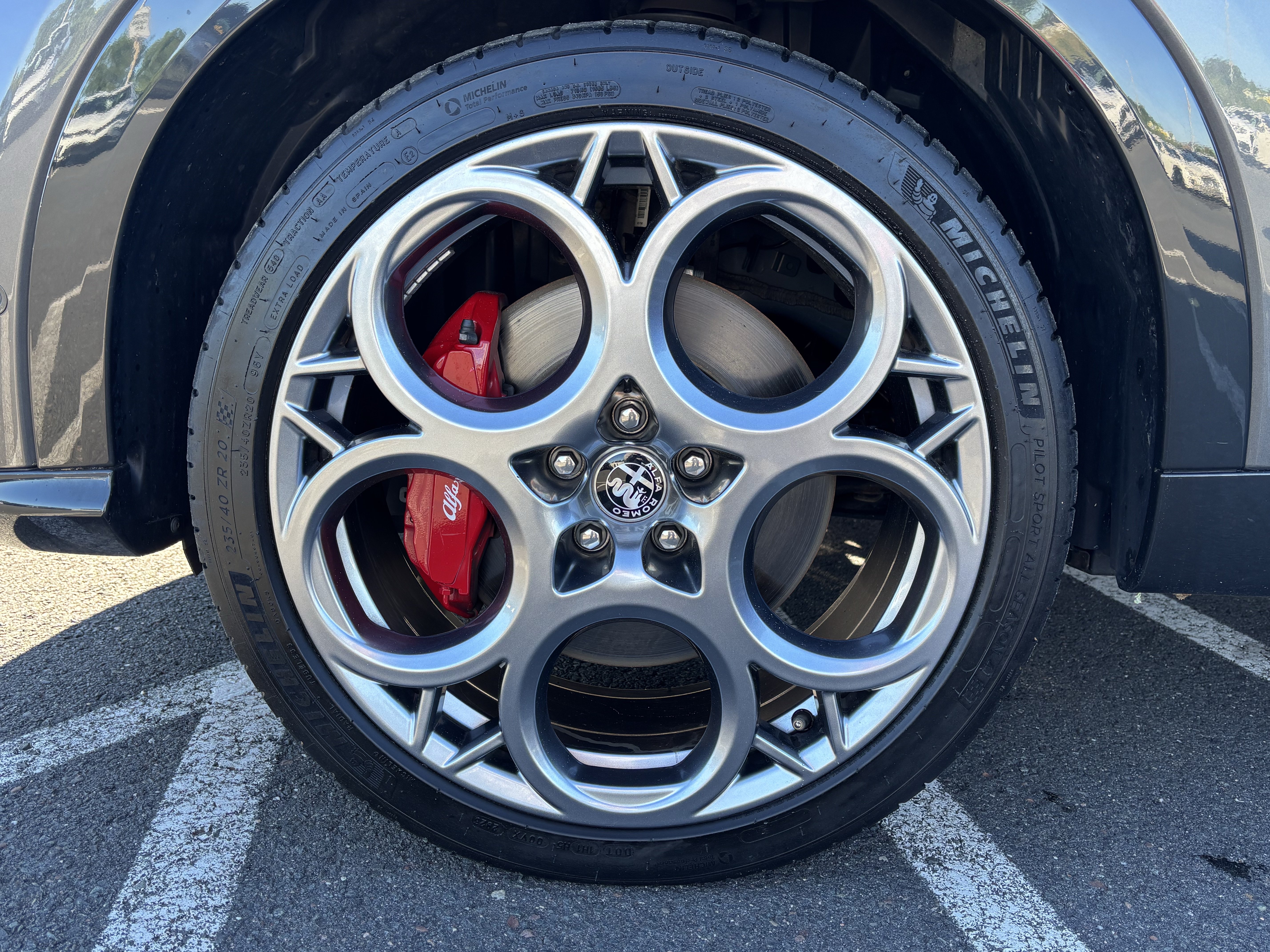 Used 2024 Alfa Romeo Tonale Veloce AWD/4WD image 17