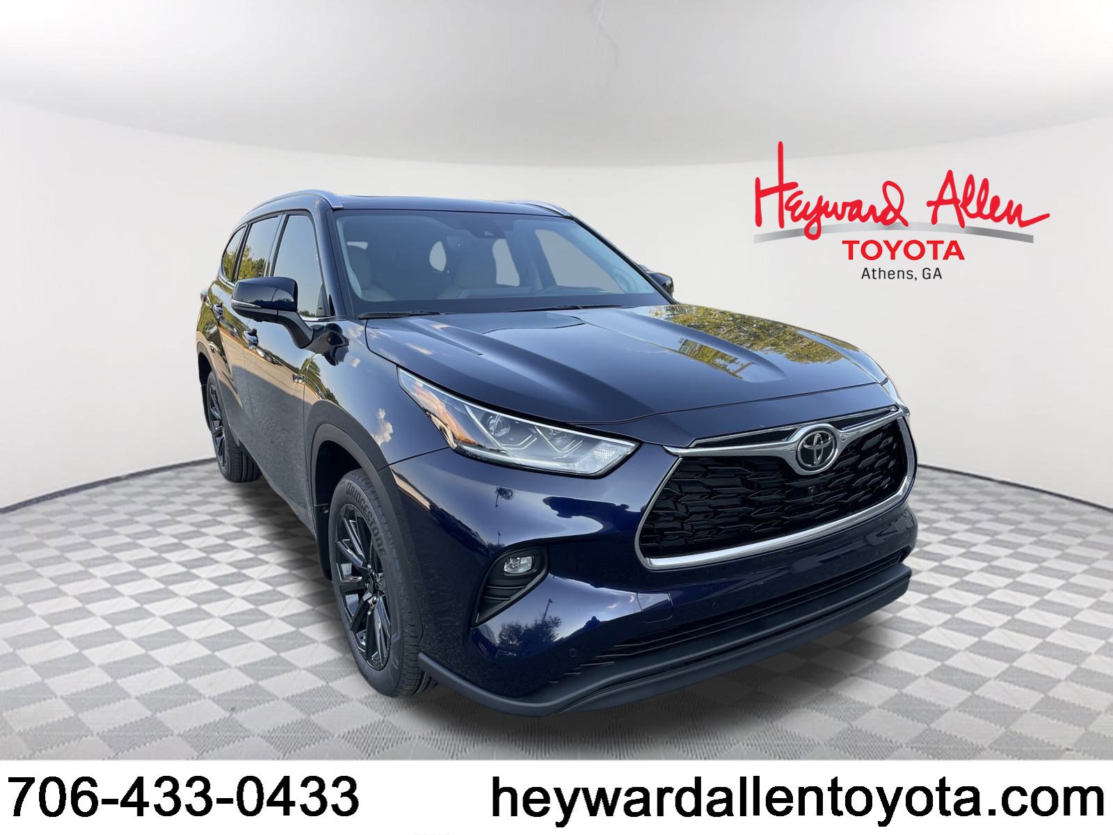 New 2025 Toyota Highlander Limited