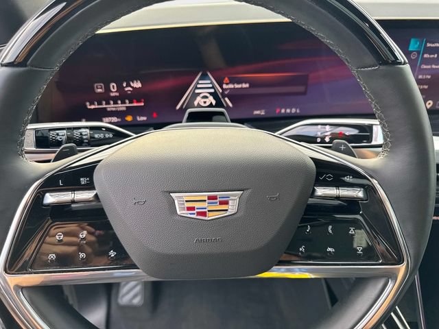 Certified 2026 Cadillac Escalade ESV Sport w/ LPO, ONYX Package AWD/4WD image 30