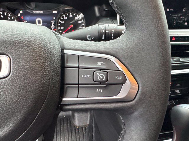 Used 2026 Jeep Compass Latitude AWD/4WD image 19