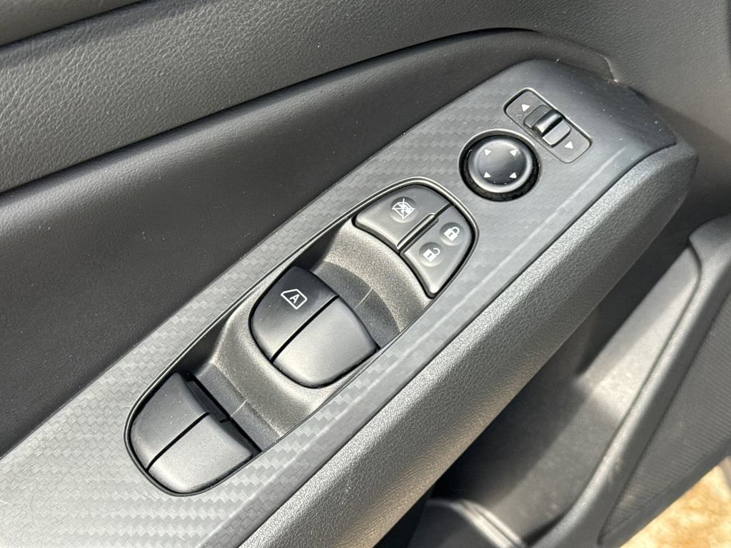 Used 2024 Nissan Altima 2.5 SV w/ SV Premium Package image 20