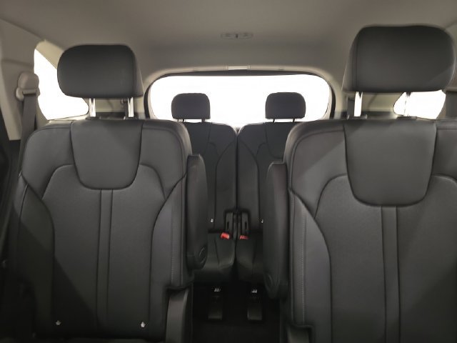 Used 2023 Kia Sorento EX FWD image 21