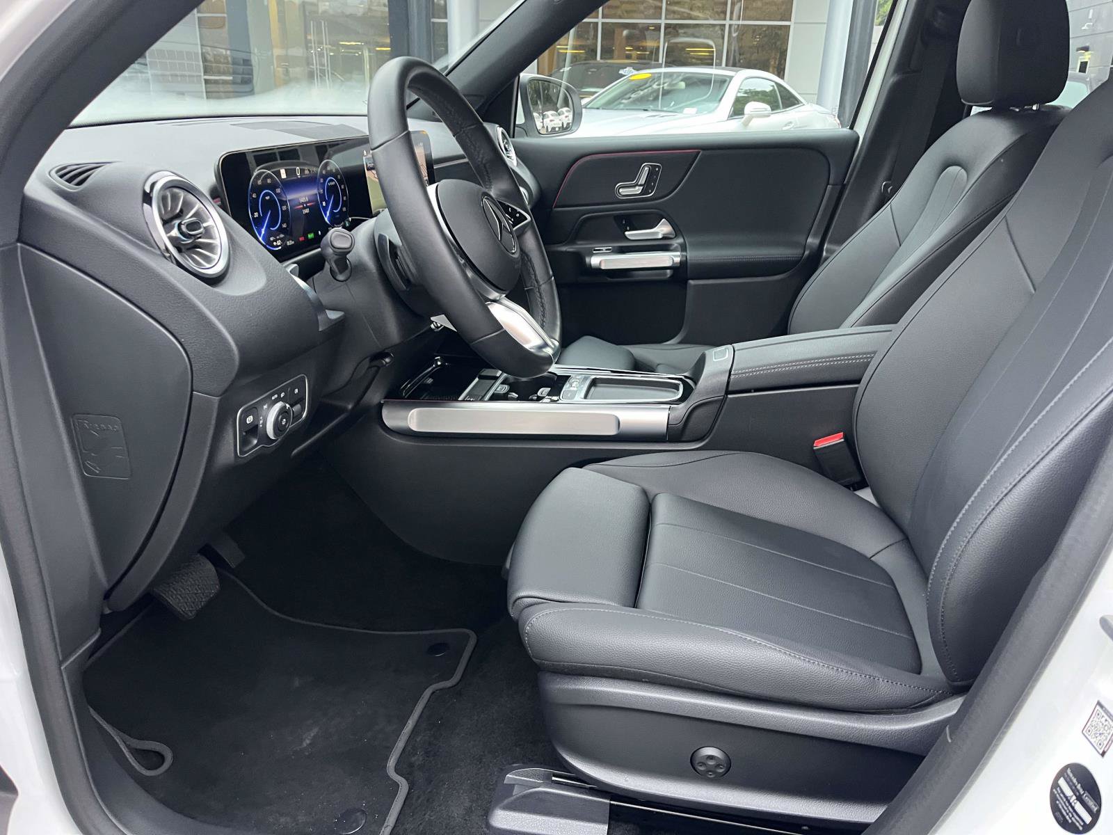 Certified 2025 Mercedes-Benz EQB 250+ w/ Driver Assistance Package image 39
