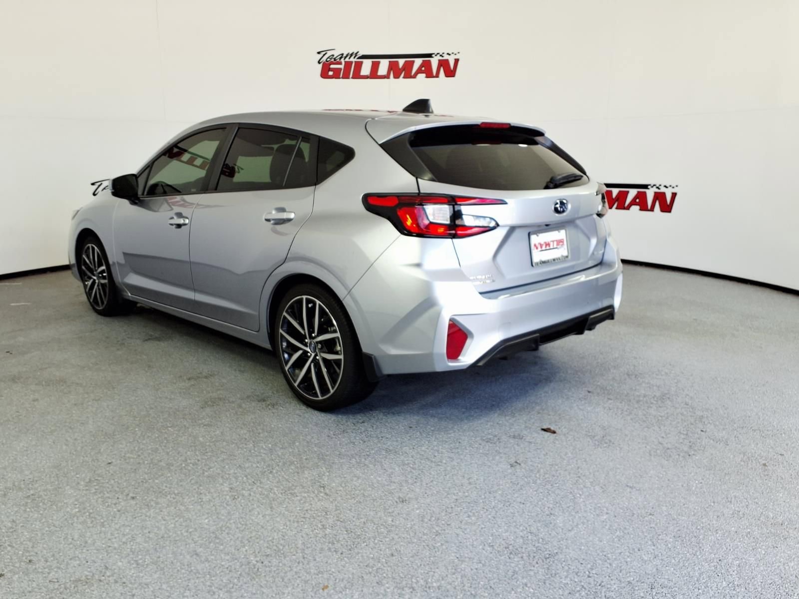 Used 2024 Subaru Impreza 2.0i Sport AWD/4WD image 3