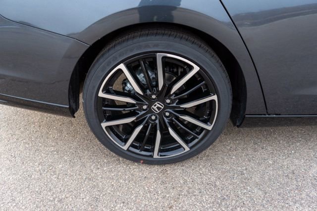 New 2026 Honda Accord Touring image 9