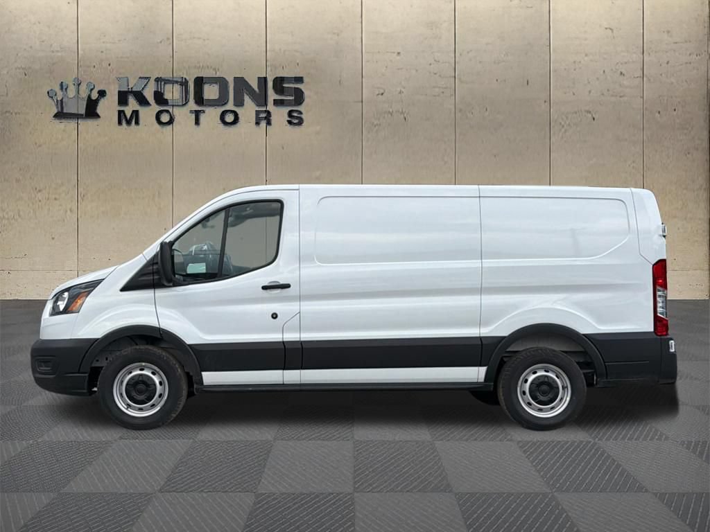 New 2026 Ford Transit 150 Low Roof RWD image 4