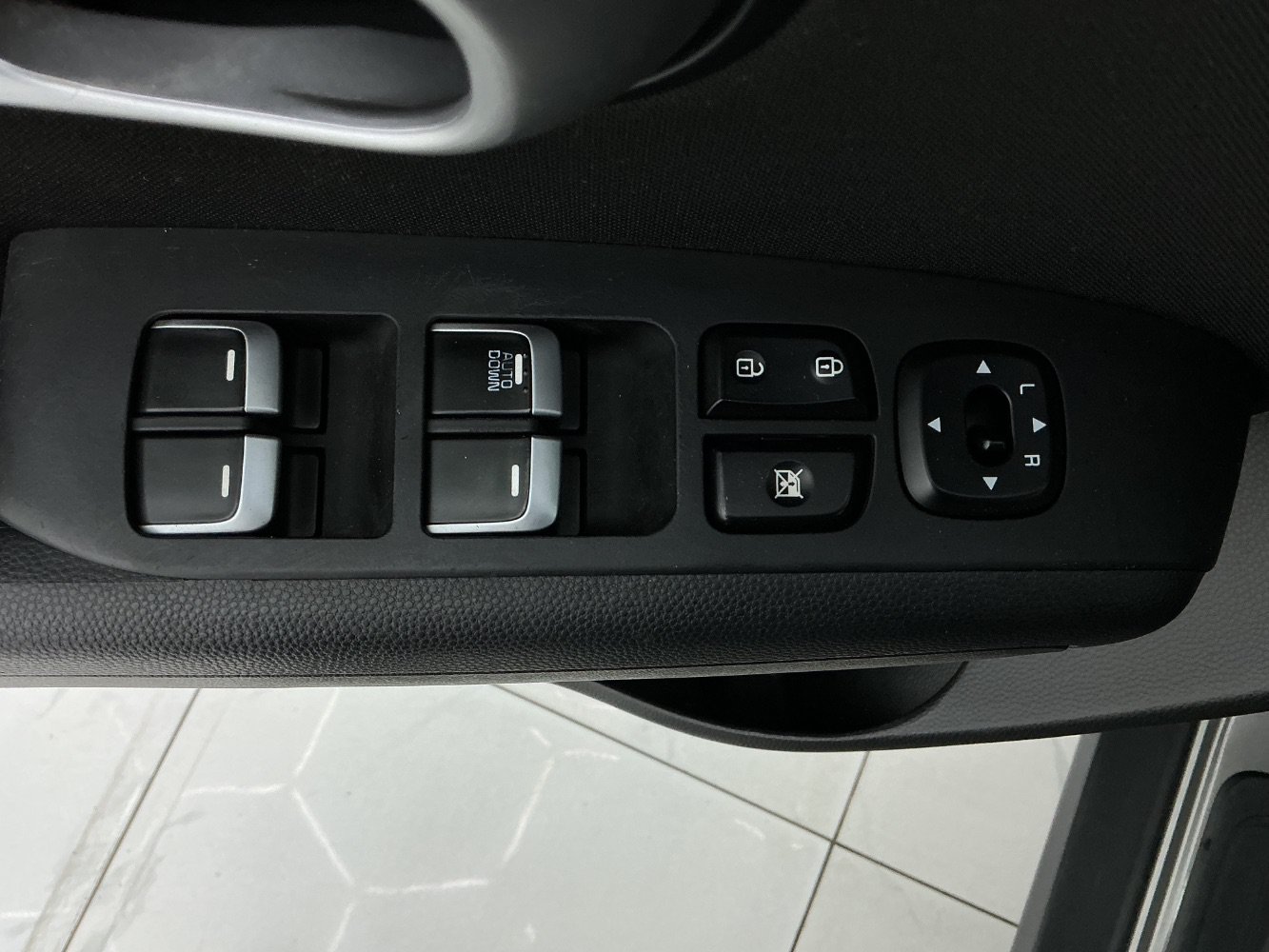 Used 2019 Kia Soul w/ Convenience Package FWD image 37