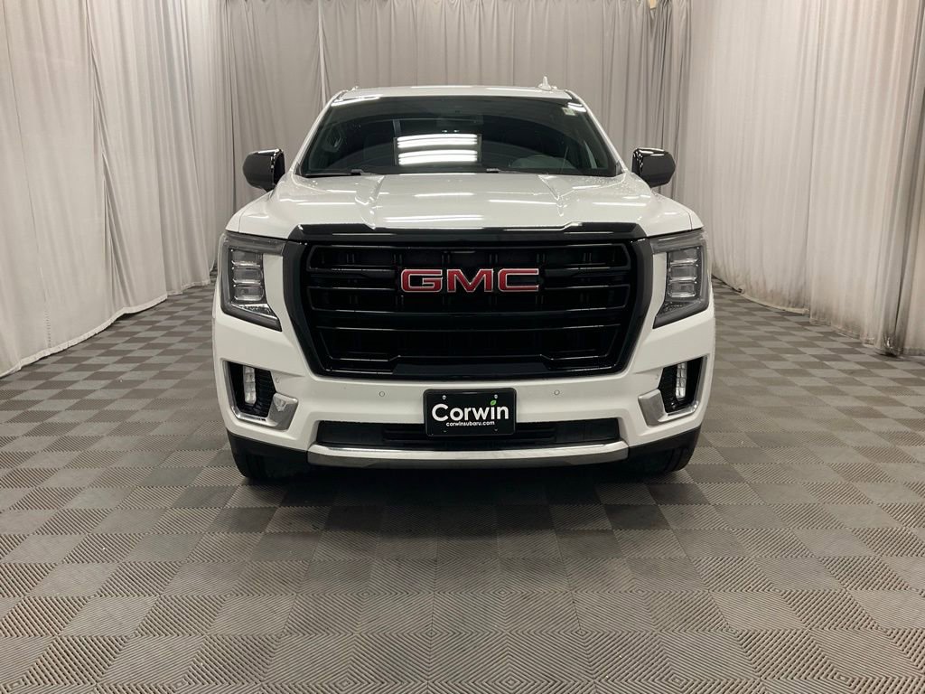 Used 2024 GMC Yukon XL SLT image 3