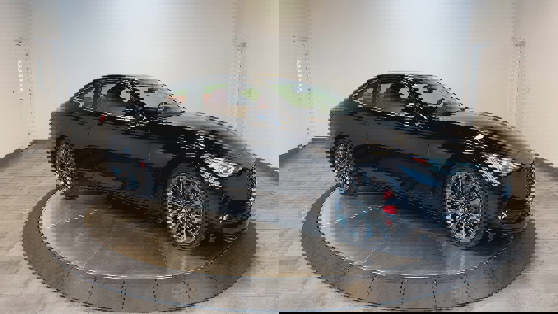 Certified 2022 INFINITI Q60 Red Sport 400 w/ Cargo Package image 2