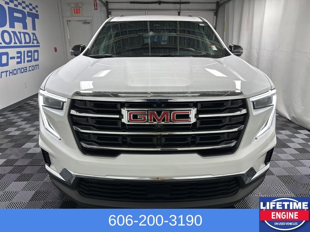 Used 2025 GMC Acadia Elevation image 7