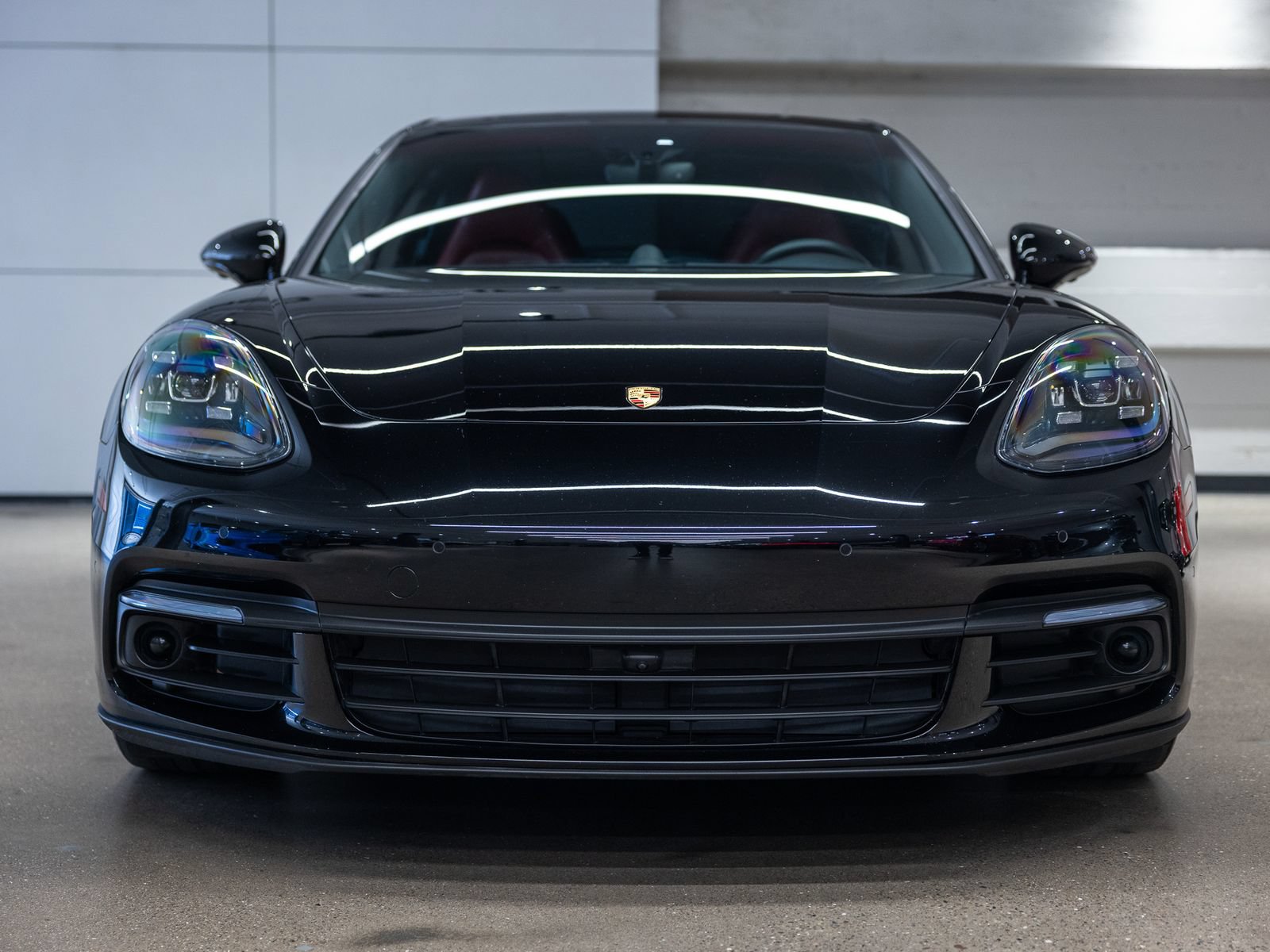 Certified 2020 Porsche Panamera image 11