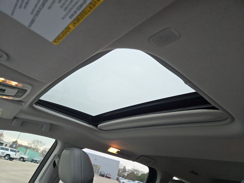 Used 2023 Toyota Sienna XLE image 29