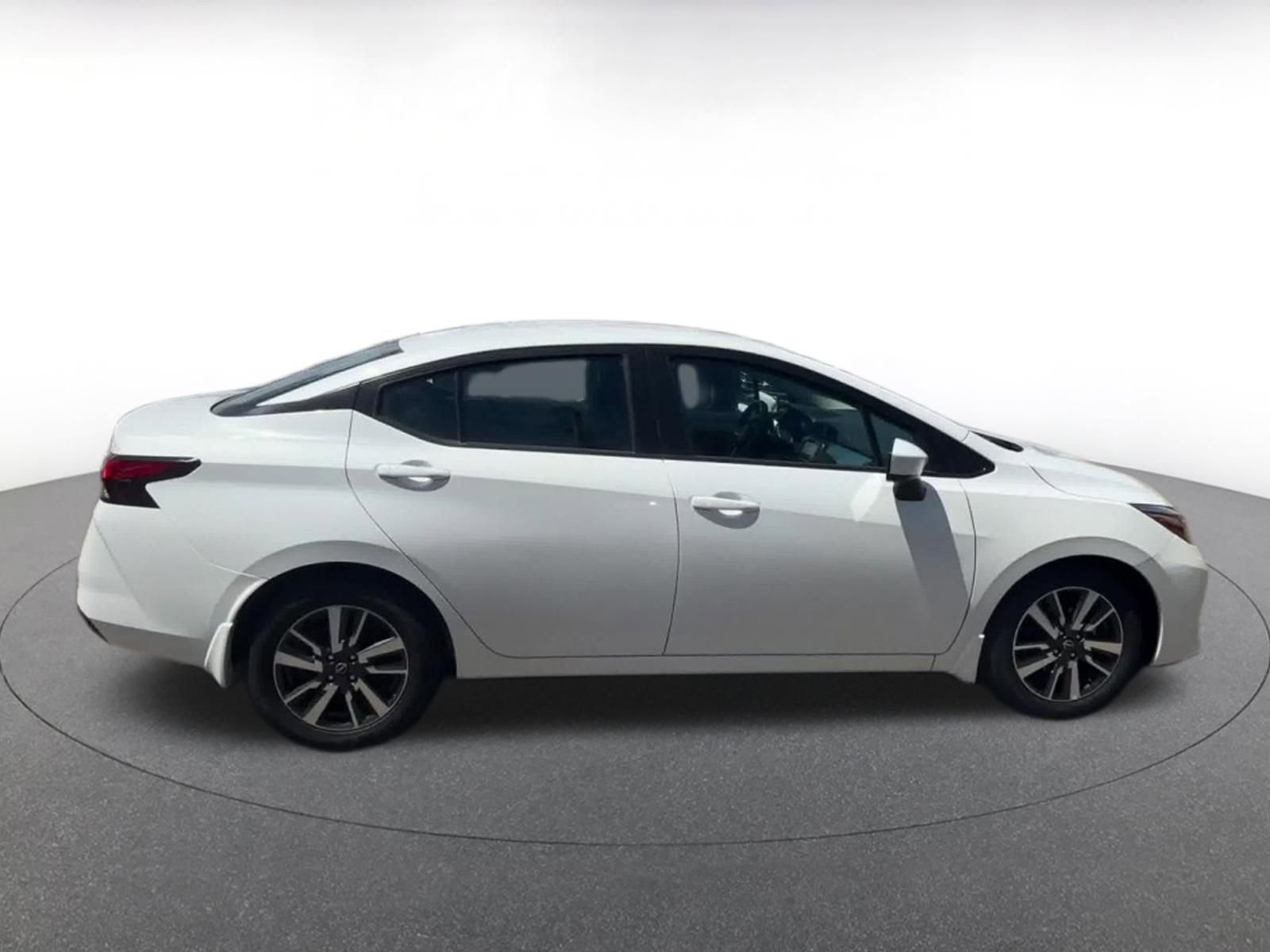 Used 2025 Nissan Versa SV w/ Trunk Package FWD image 16