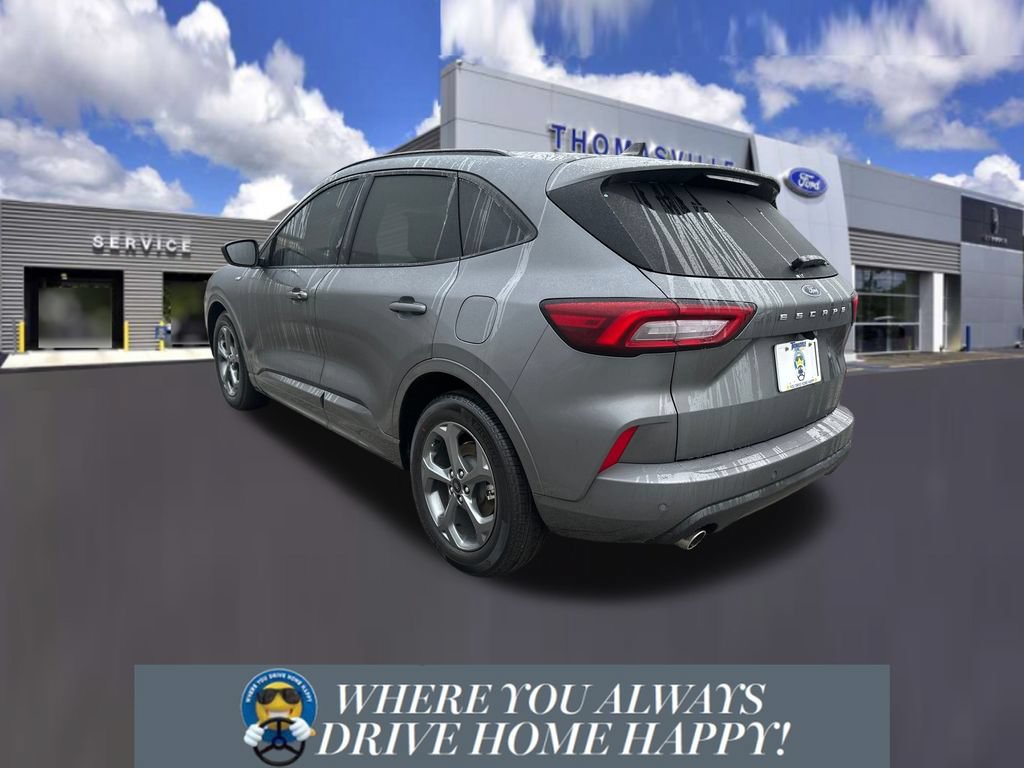 Used 2023 Ford Escape ST-Line w/ Tech Pack #1 FWD image 4