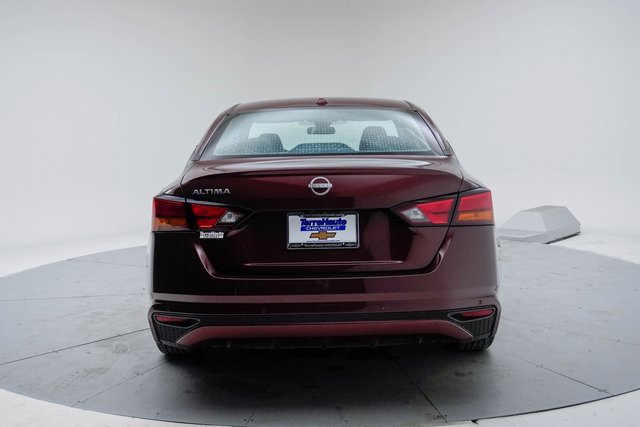 Used 2025 Nissan Altima 2.5 SV image 5
